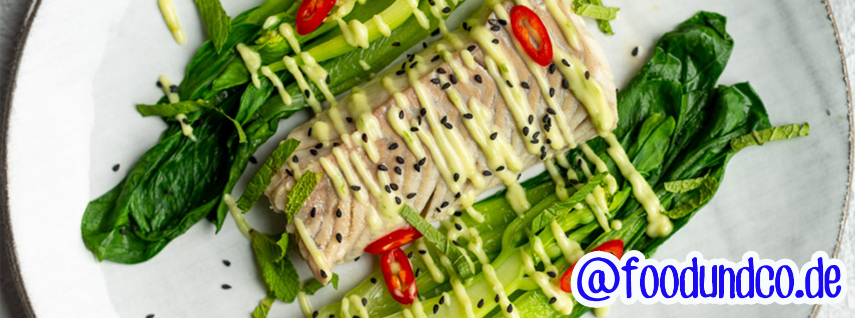 Pochierter Seelachs mit Pak Choi und Wasabi-Mayo